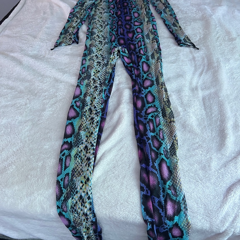Fashion Nova Vibrant Snake Print Blouse - Picture 3 of 5